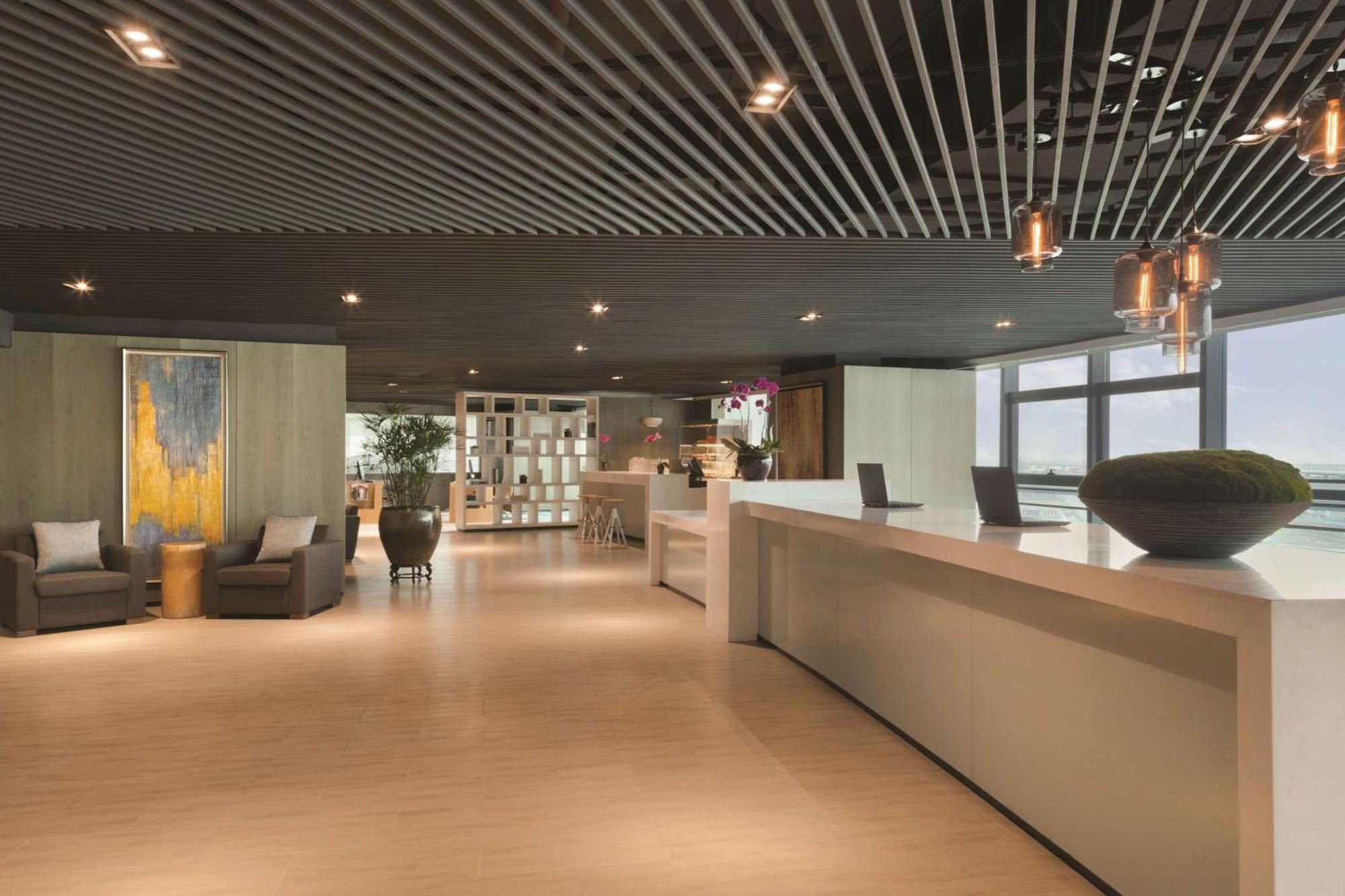 Hotel Hyatt House Airport 4*