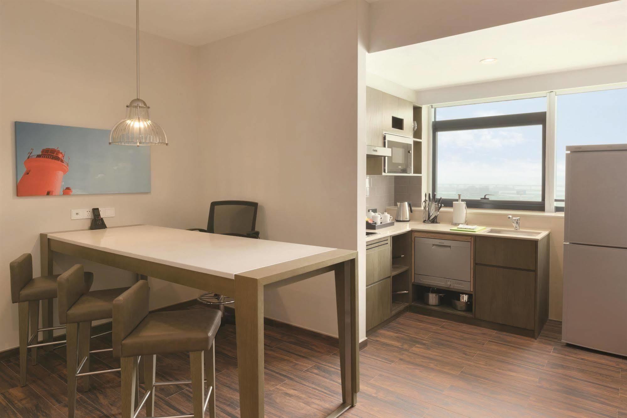Отель Hyatt House Airport 4*
