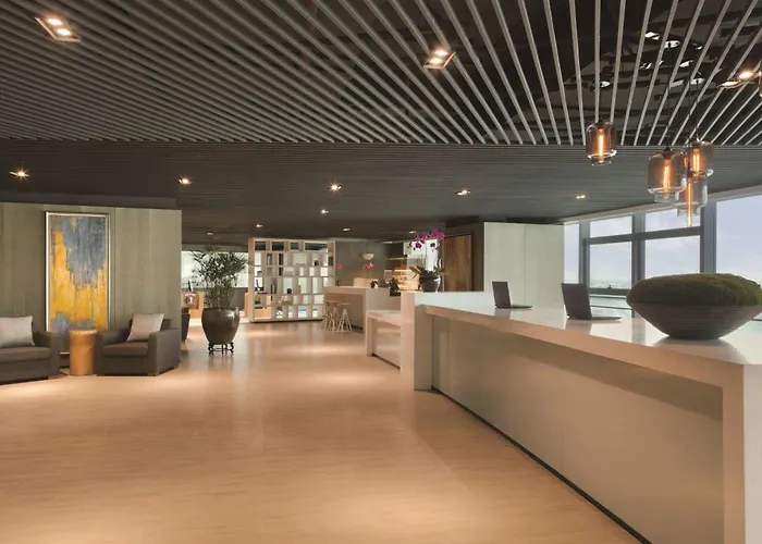 Hyatt House Shenzhen Airport